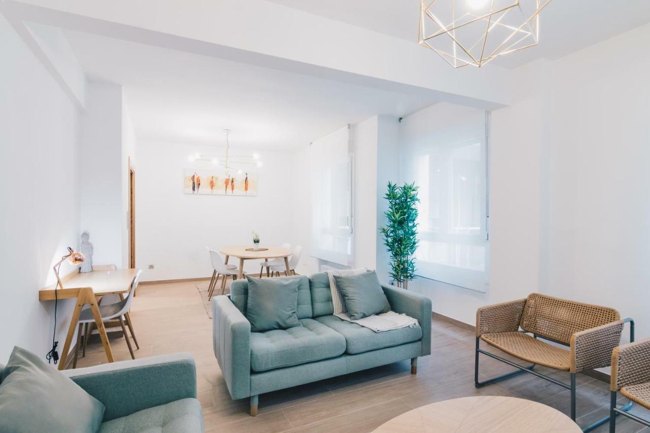 Amalur Apartment By People Rentals Bilbao Bagian luar foto